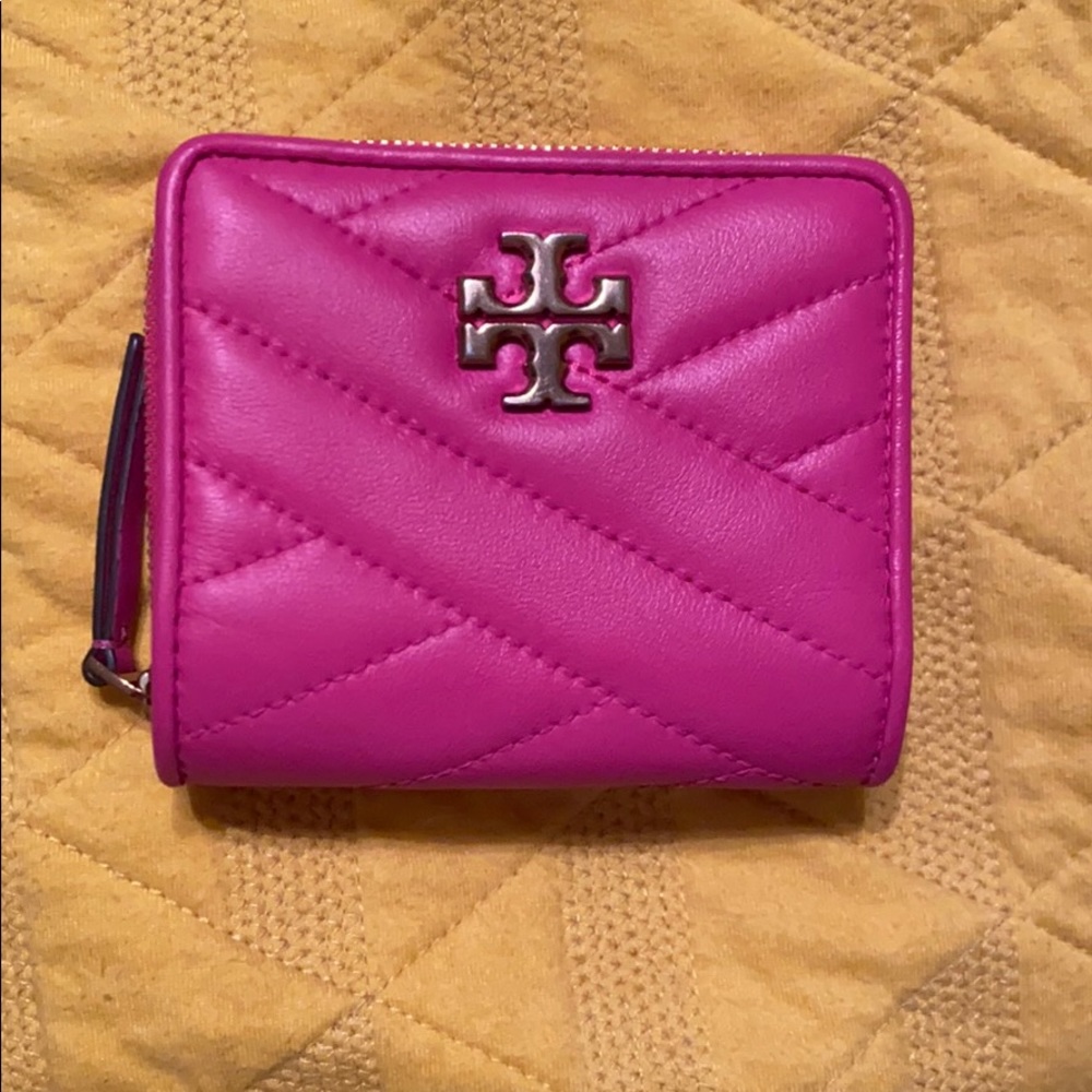 TORY BURCH WALLET